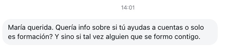 Mensaje preguntando si María ayuda o recomienda a alguien